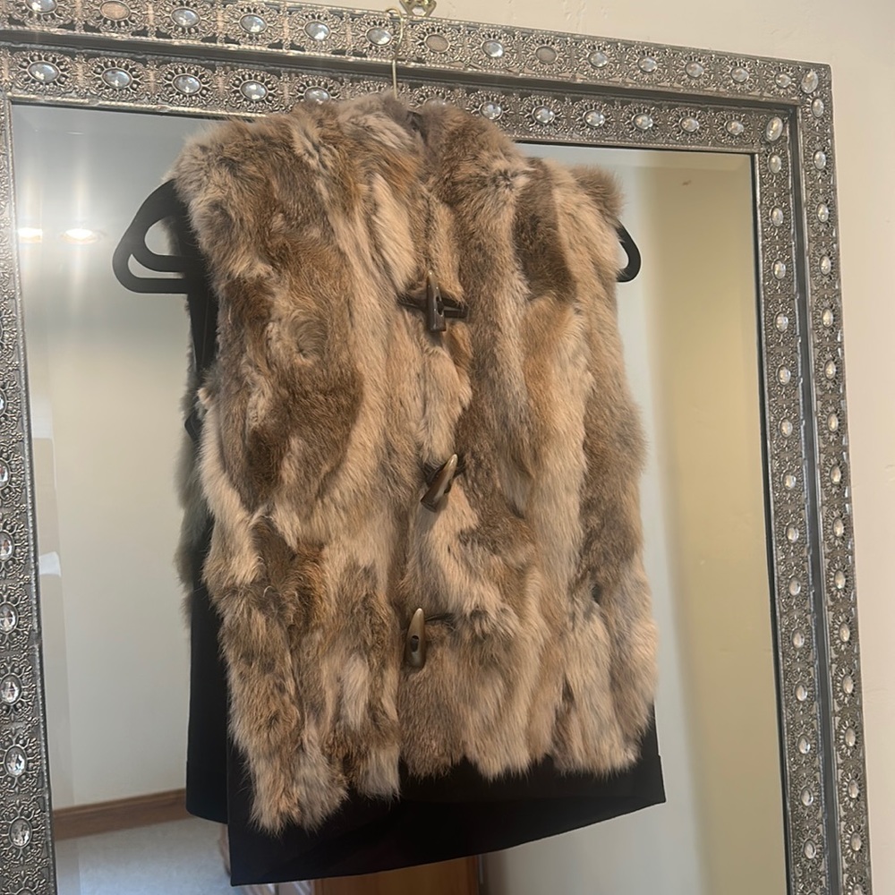 Fur vest